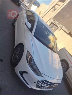 هیوندای ئەلەنترا